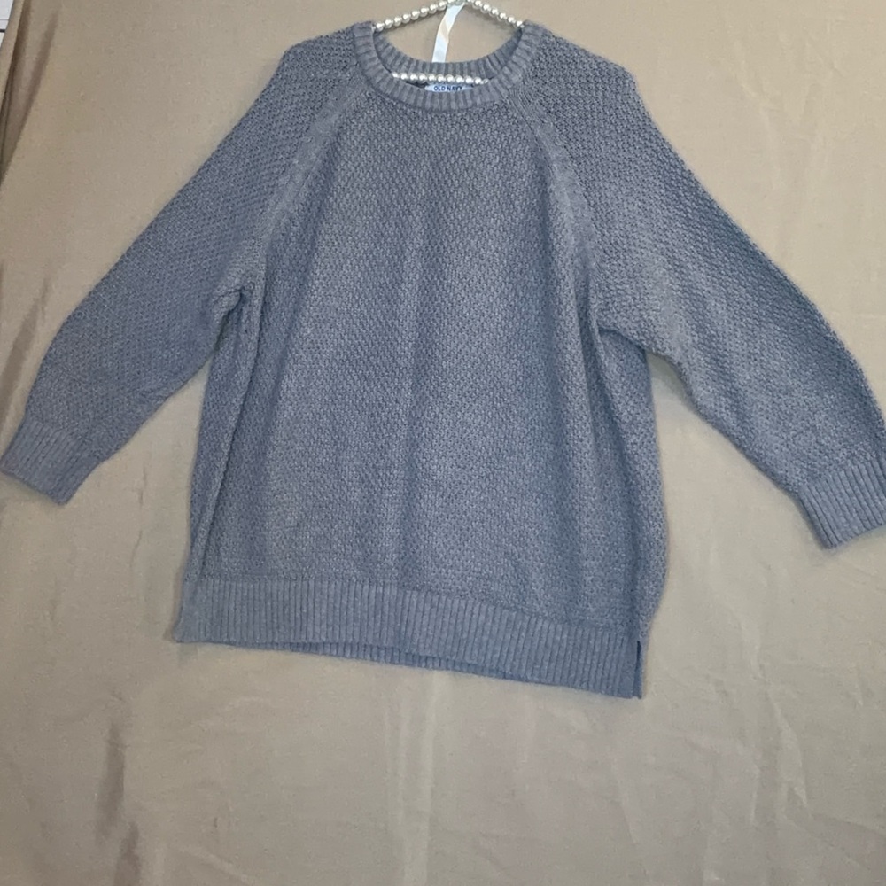 Old Navy Women's Gray Crew Neck Sweater